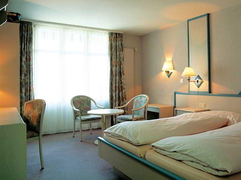 Hotel Strandhotel Iseltwald Pokoj fotografie